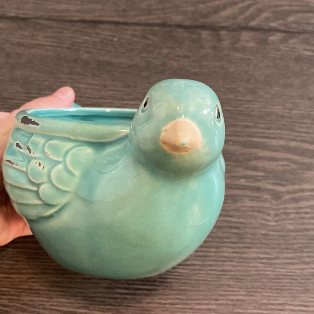 Seafoam green ceramic bird container. 4” diameter across opening. Cute! - Picture 10 of 11
